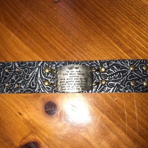 Lenny and Eva Cuff bracelet with Plate